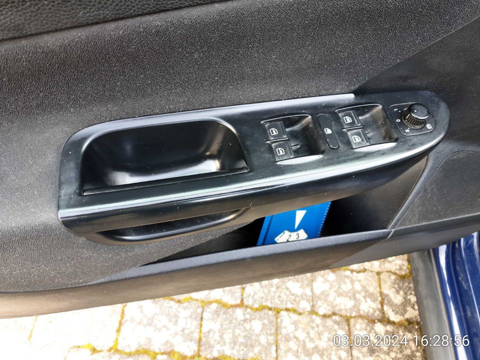 Passat B7 2.0 TDI DSG AHK in Weilmünster