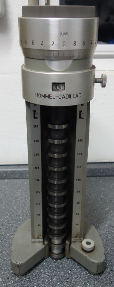Hommel Cadillac Höhenmikrometer mit 0,001mm Genauigkeit in Erftstadt