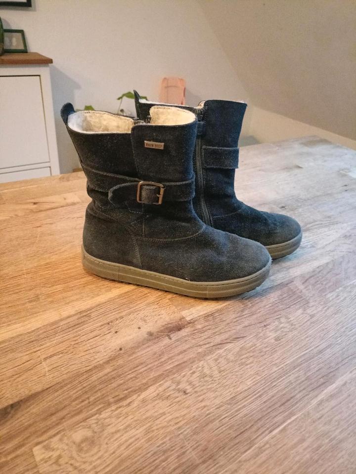 dunkelblaue gefütterte Stiefel Leder Wolle Gr. 33 von Naturino in Bielefeld