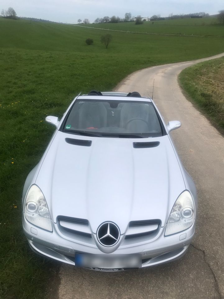 Mercedes Benz SLK 200 in Netphen