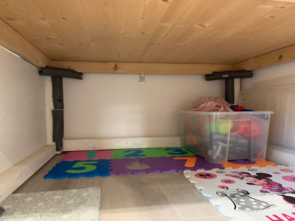 Hausbett Kinder Massiv Schreiner Holz in Baindt