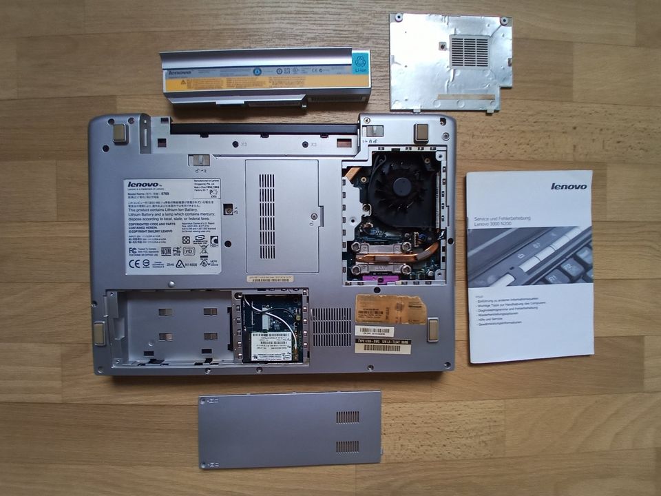 Lenovo 3000 N200 Laptop  ohne Festplatte - Defekt an Bastler in Berlin