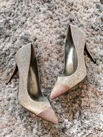 Pumps von Sylvie Meis silber/taupe Gr. 38 Vahr - Neue Vahr Nord Vorschau