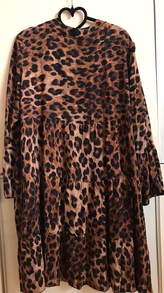 Tunika Kleid Leo Look Unisize L/XL in Hannover