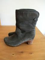 UGG Australia Damen Winterstiefel Clog Boots gr.40 Düsseldorf - Wersten Vorschau