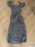 H&M Blümchen Kleide Sommerkleid Gr. XS 34 Baden-Württemberg - Friedrichshafen Vorschau