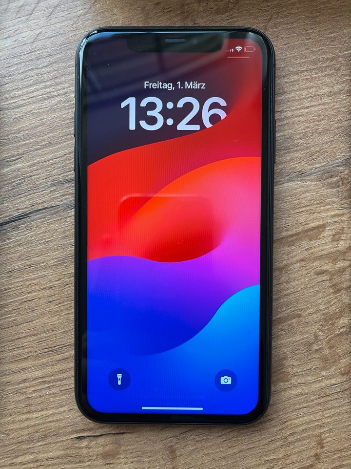 iPhone 11 mit Zubehör (*Top Zustand*) in Heinsberg