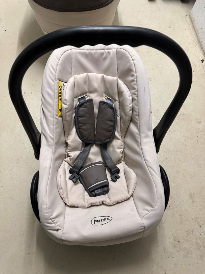 Kinderwagen Set Babyschale Auto Buggy Wanne beige in Dresden