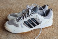 Adidas Hallenschuhe Herren weiß Gr. 45 Schleswig-Holstein - Kaltenkirchen Vorschau