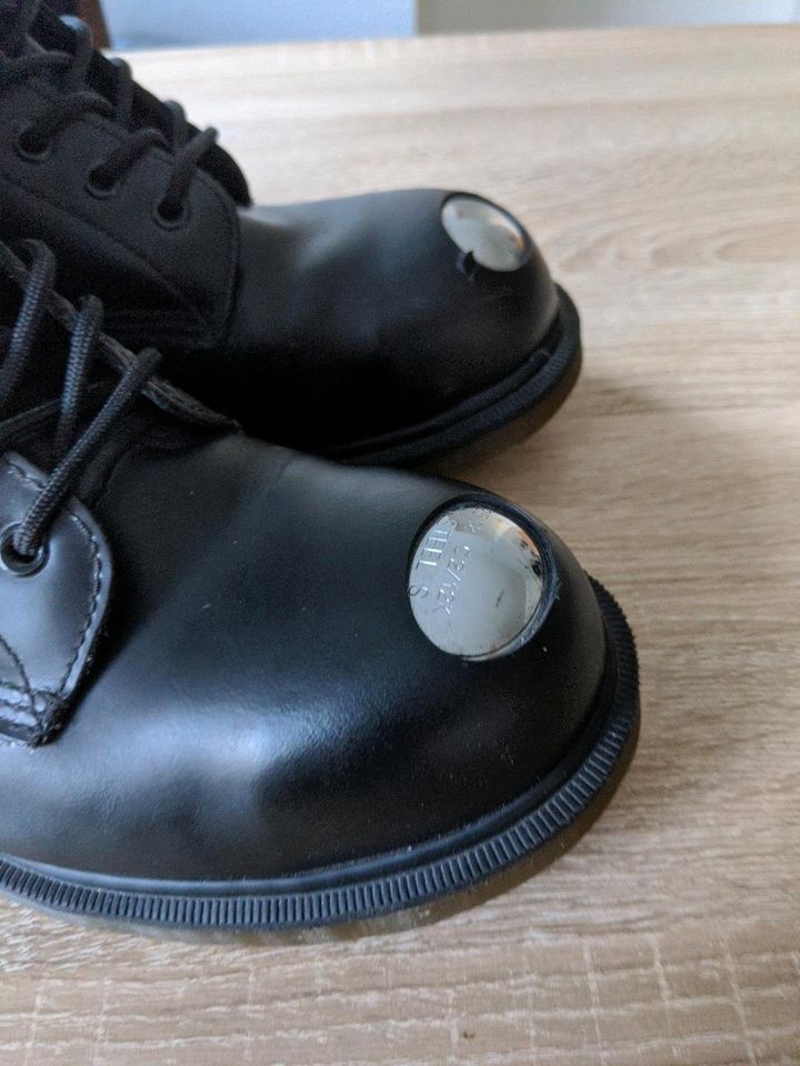 Dr Martens Ultra Rare Boots Schwarz Steel Toe Cap Mint Condition in Neustadt an der Weinstraße