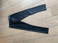 Leggings Leggins gummiert Zara gr. 152 Kunstlederoptik neu Duisburg - Rheinhausen Vorschau