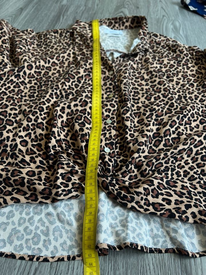 Bluse, Hemd, leopard, leo, vintage, braun, creme in Hanau