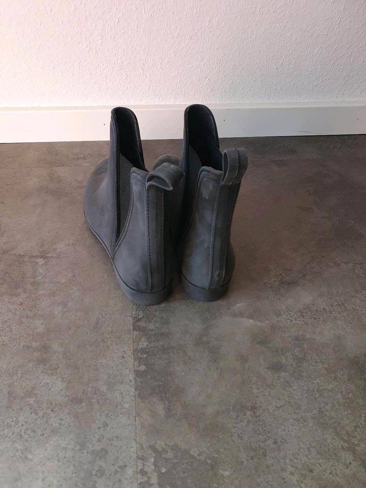 OVP neue Gummistiefeletten, Gr. 40 in Süßen