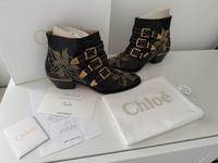 Chloe Susanna Neu Gr 41 Stiefeletten schwarz Leder Gold Nieten Nordrhein-Westfalen - Hagen Vorschau