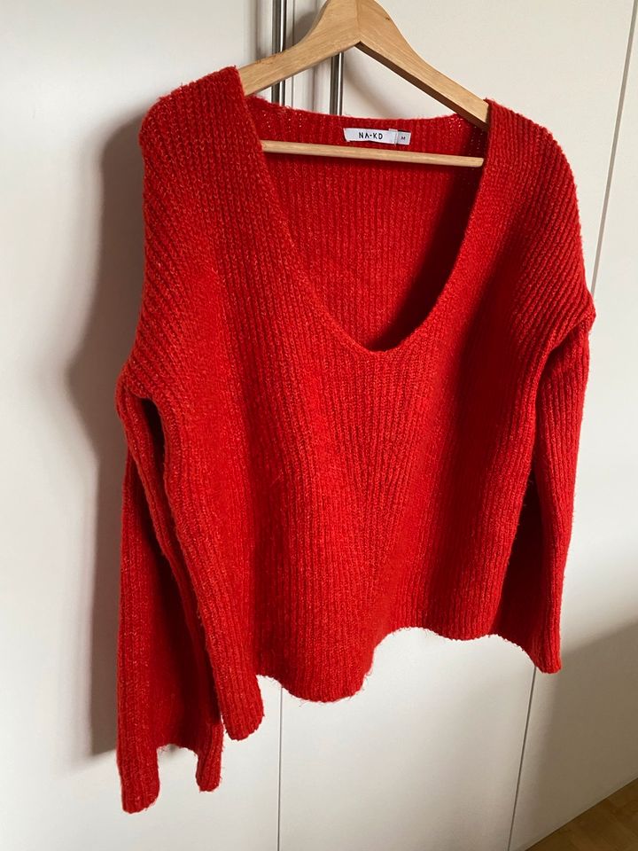 Pullover Pulli NA-KD Gr. M rot in Bielefeld