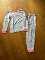 Schlafanzug Pyjama Gr.146 super Zustand Hamburg-Nord - Hamburg Uhlenhorst Vorschau