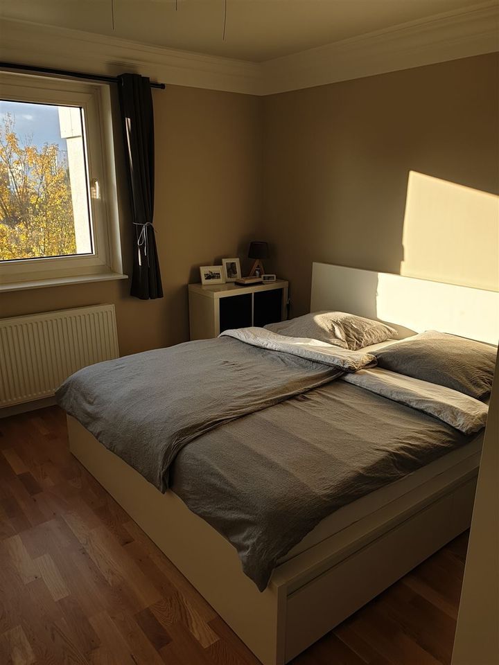 Stilvolle Vier-Zimmer-Wohnung in ruhiger Lage von Frankfurt-Niederursel in Frankfurt am Main