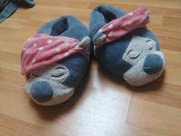 Hausschuhe schlafende Teddybären Sachsen - Wachau Vorschau