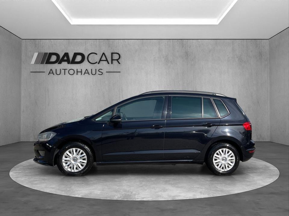 Volkswagen Golf Sportsvan 1.6 TDI Comfortline AHK Navi PDC in Garbsen