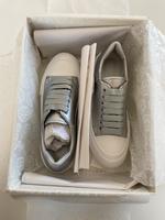 Alexander McQueens Sneaker Silber Größe 38 Neu und Ungetragen Baden-Württemberg - Dettingen an der Erms Vorschau