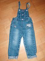 Jeans/ Latzhose von C&A/ Baby Club, Gr. 92/98 Hessen - Kassel Vorschau