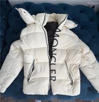 Moncler Jacke Winter Daunen Kr. München - Ismaning Vorschau