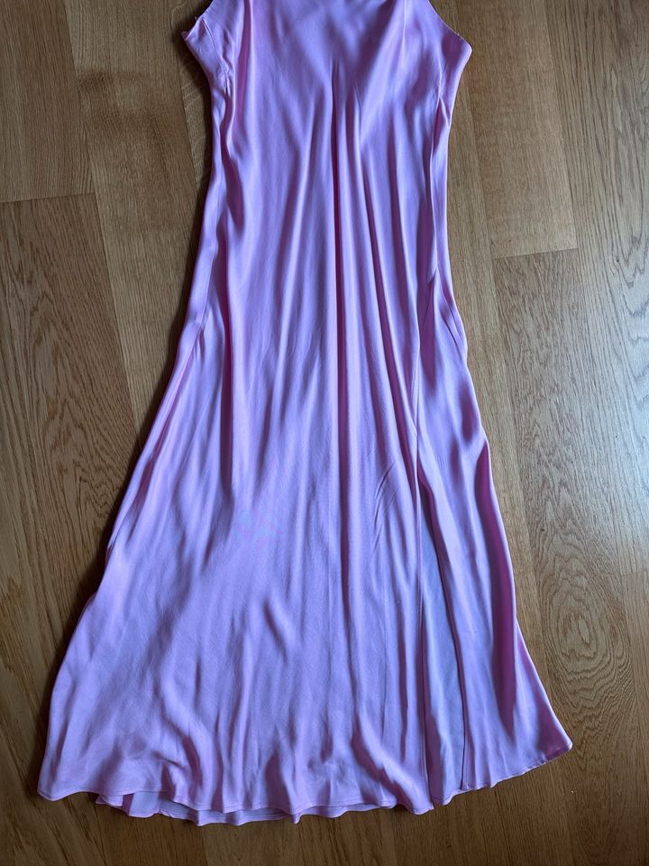 Zara Kleid Gr L rosa in München