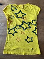 Blind Date Shirt Sterne S neuwertig gelb Skater Nordrhein-Westfalen - Lünen Vorschau