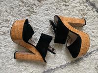 Zara Schuhe High Heels Absatz Nieten Baden-Württemberg - Pforzheim Vorschau
