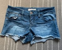 Guess Jeans Shorts Gr. 27 XS S Hot Pants Sommer Jeansshorts München - Pasing-Obermenzing Vorschau