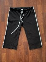 ✅ Schwarze ~ Sporthose ~ bequeme Hose ~ Knielang Gr. 40/42 Wandsbek - Hamburg Farmsen-Berne Vorschau