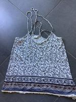 Top Gr.S Pimkie Spaghetti Träger Sommer Blumen wie neu Bluse Hessen - Wetzlar Vorschau