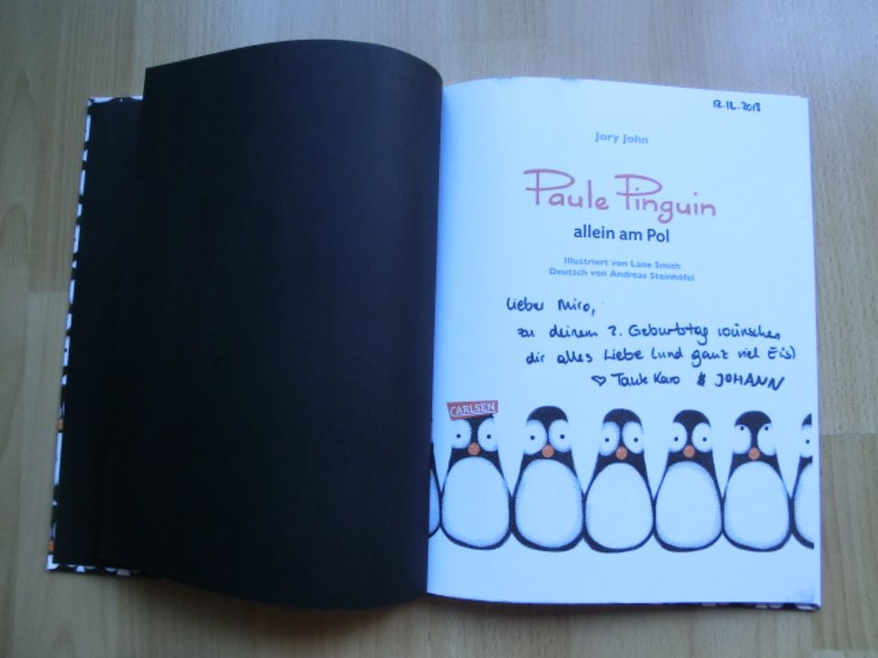 Paule Pinguin allen am Pol Buch von Jory John & Lane Smith in Düsseldorf