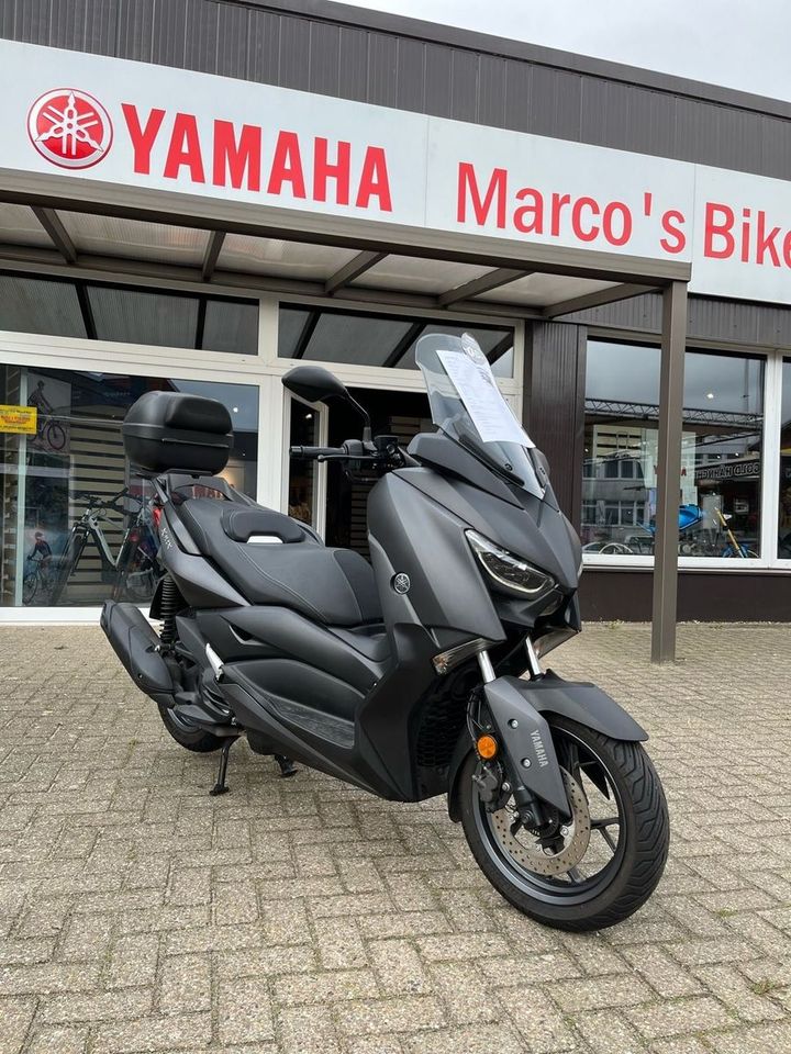 Yamaha XMAX 125 in Bremerhaven