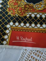 H.Raphael , hochwertiger italienischer Tuch / Schultertuch Italia Nordrhein-Westfalen - Oerlinghausen Vorschau