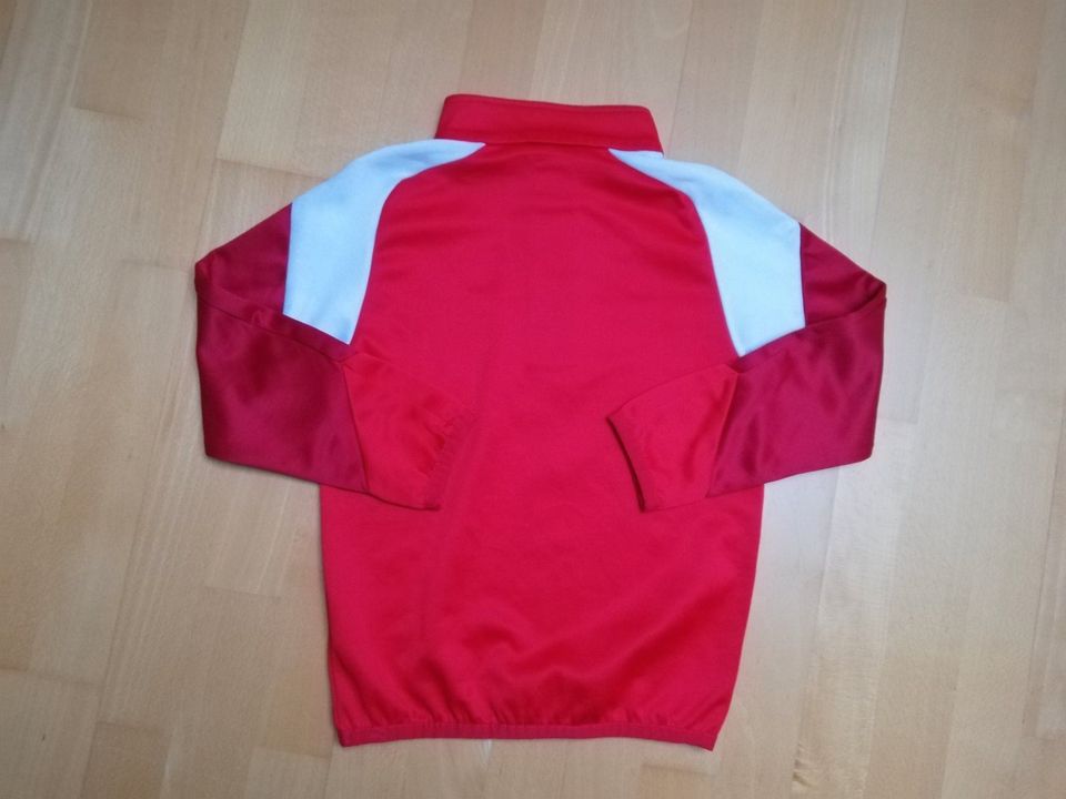 Puma Sweatshirt, Gr. 128, rot-weiß in Fellbach