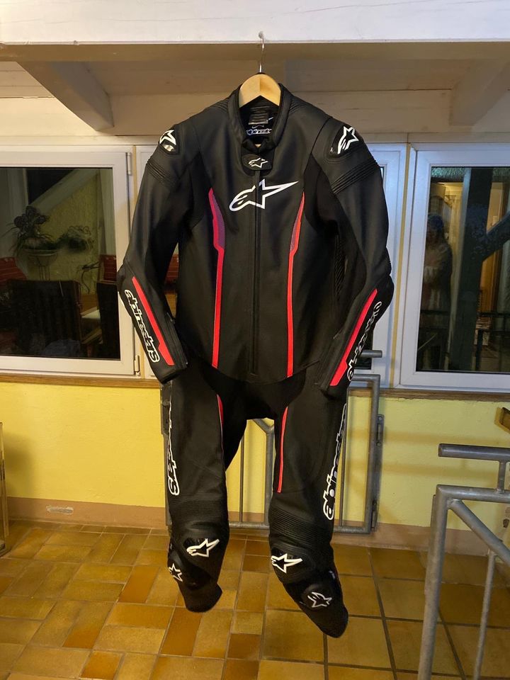 Alpinestars Stella Missile V2 1-Teiler Motorrad Damen Lederkombi in Deggendorf