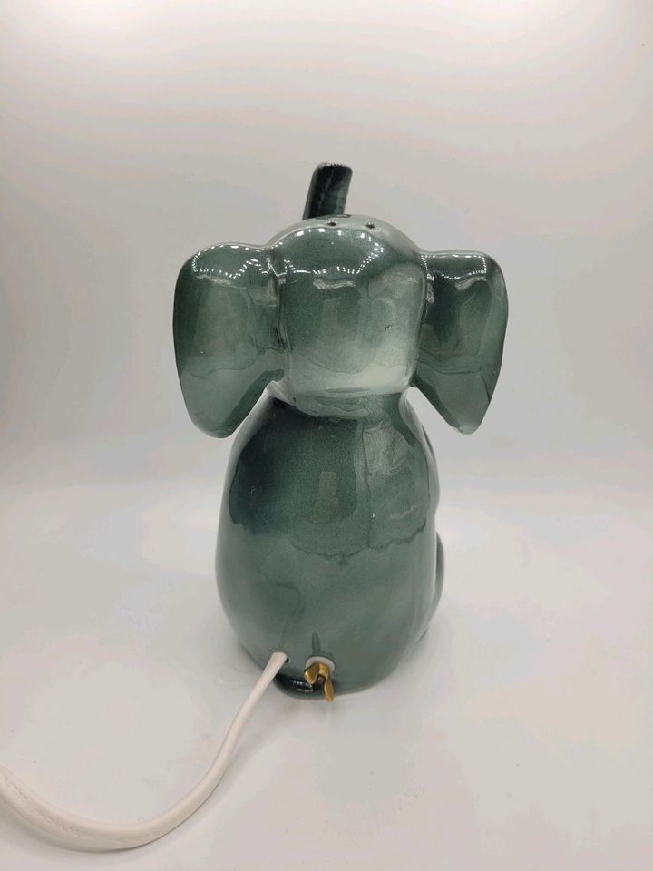 Alter Porzellan Rauchverzehrer Elefant Figur Duftlampe lampe in Recklinghausen