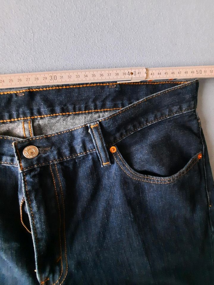 HERREN JEANS LEVIS 40/30 XXL in Weingarten