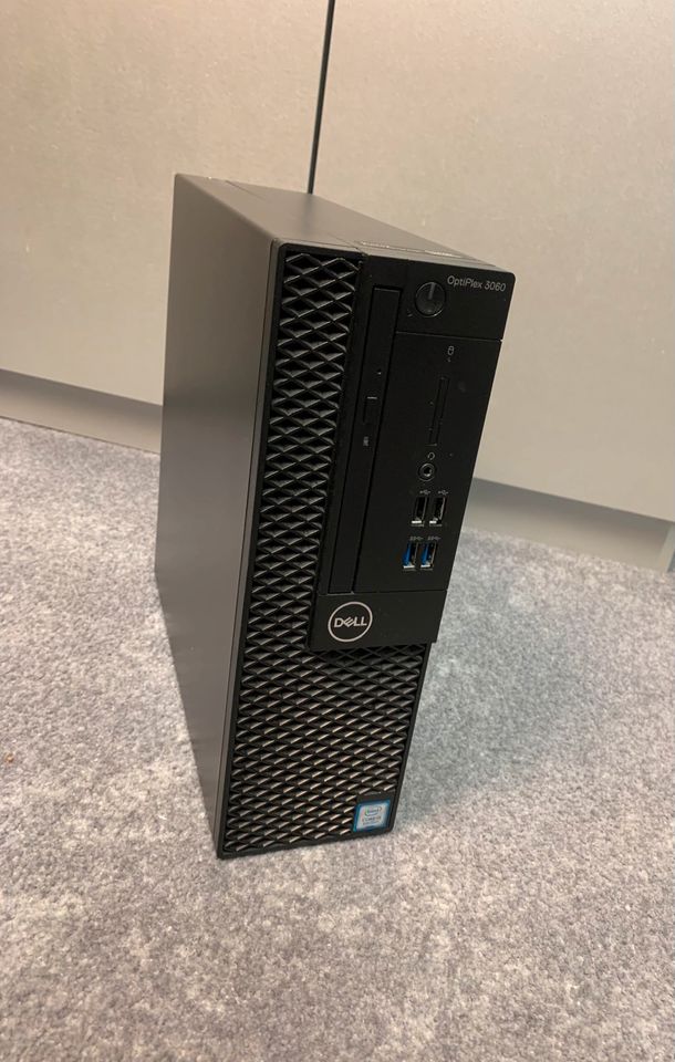 Dell Optiplex 3060 Core i5 8th Gen 8GB / 256 GB in Kutenholz