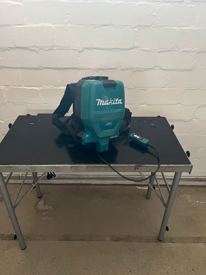 Makita DVC260 Rucksacksauger Staubsauger Sauger ohne Zubehör 36V in Grönwohld