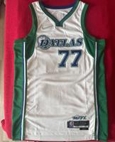 Luka Dončić #77 Dallas Mavericks München - Schwanthalerhöhe Vorschau