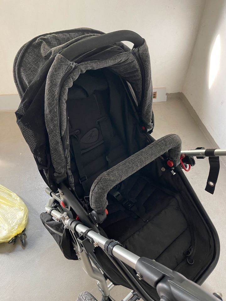 Premium Kinderwagen TFK  0 bis 34 KG mit allem Zubehör in Neckartenzlingen