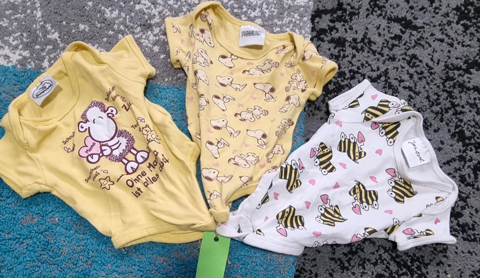 Babykleidung Klamotten Baby Babysachen 50-68 in Buchloe