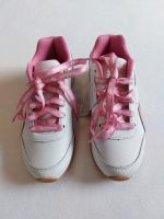 Turnschuhe/Sneaker Reebok Gr. 31,5 *neu* Baden-Württemberg - Villingen-Schwenningen Vorschau