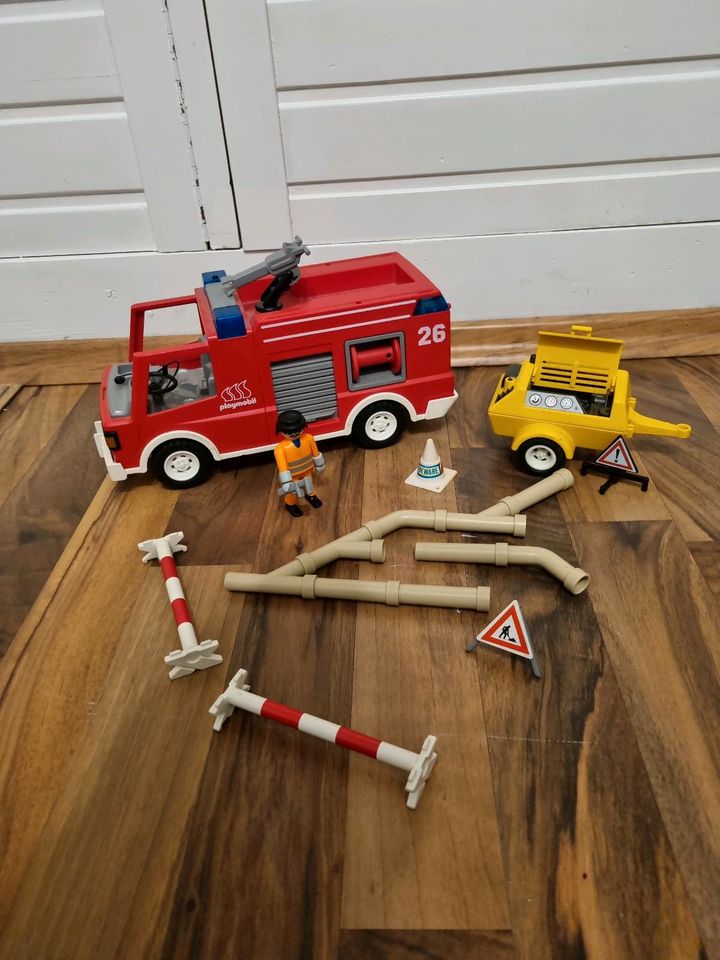 Playmobil Feuerwehr Auto Baustelle in Mandelbachtal