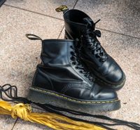 Dr. Martens Bex Gr. 39 schwarz mit 3x Schnürsenkel, 2x Satin Baden-Württemberg - Bad Herrenalb Vorschau