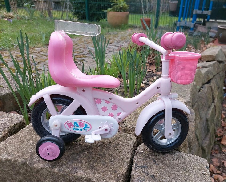 Baby Born Puppen Fahrrad mit Körbchen vorne in Duisburg