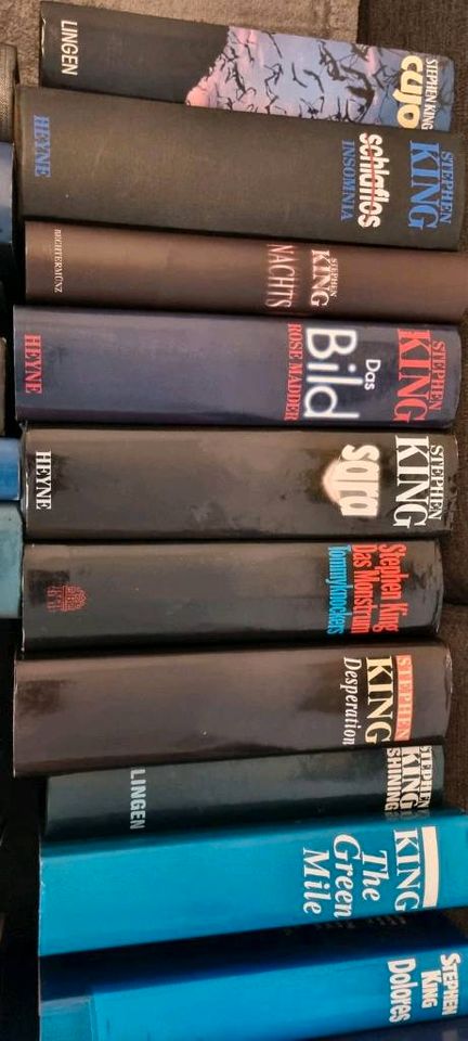 Bücher Sammlung aus 34 verschiedenen Stephen King Büchern in Amberg