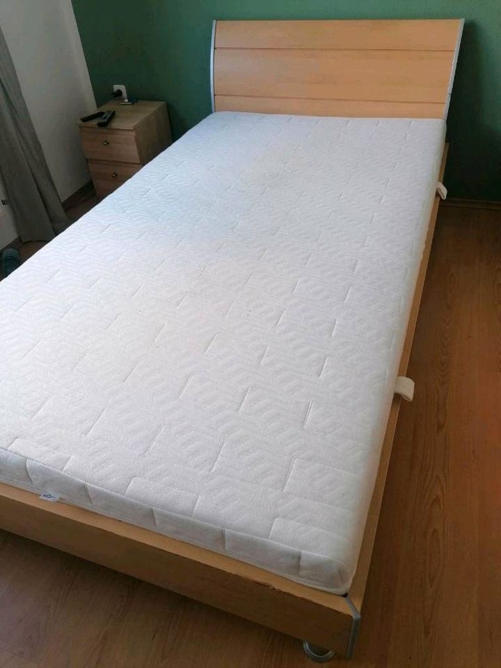 Bett 120cm x 220cm Überlänge in Bremen